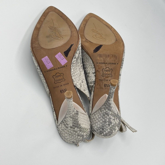 Donald J Pliner BRIGHT Leather Slingback Heels WOMENS SIZE 6.5 Shoe Silver Snake - Picture 6 of 7